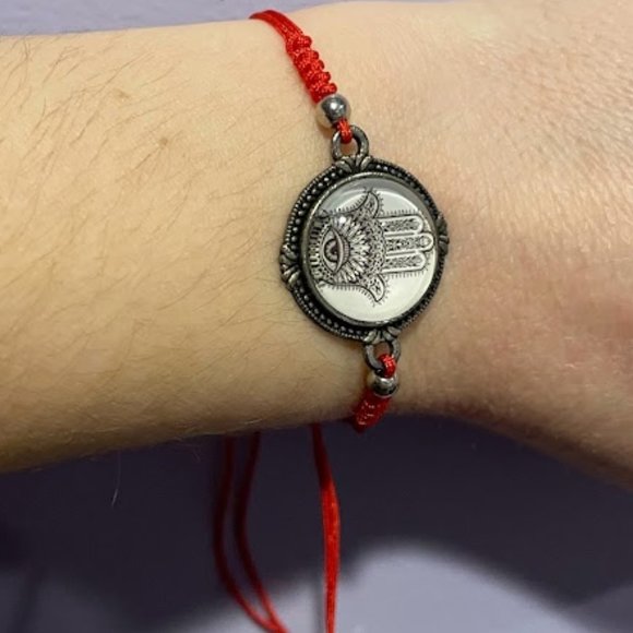 Evil Eye/Hand of Fatima - Handmade Braided Red String Bracelet - Adjustable Size - Picture 6 of 9